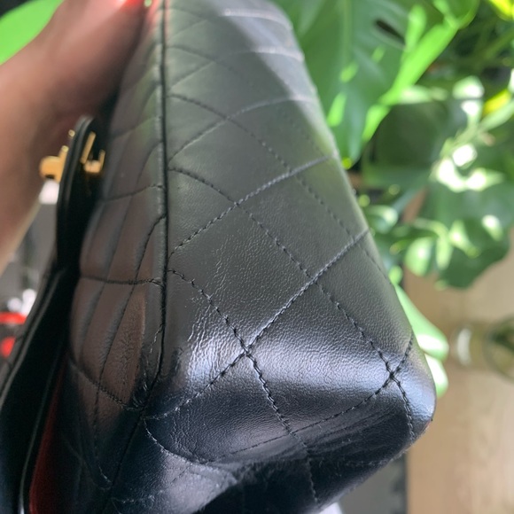 ❌SOLD❌Authentic Small Chanel Flap bag - Picture 8 of 12